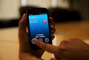 smartphone cho người cao tuổi