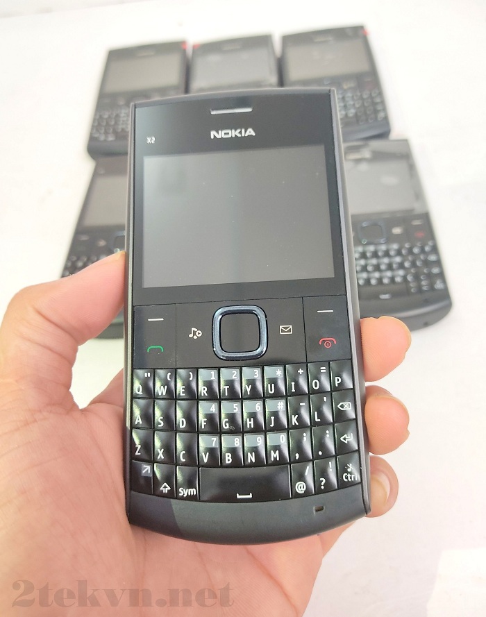 Nhìn lại Nokia E52 , chiếc smartphone danh nhân bàn phím t9 pin trâu, mỏng  nhỏ gọn. - YouTube