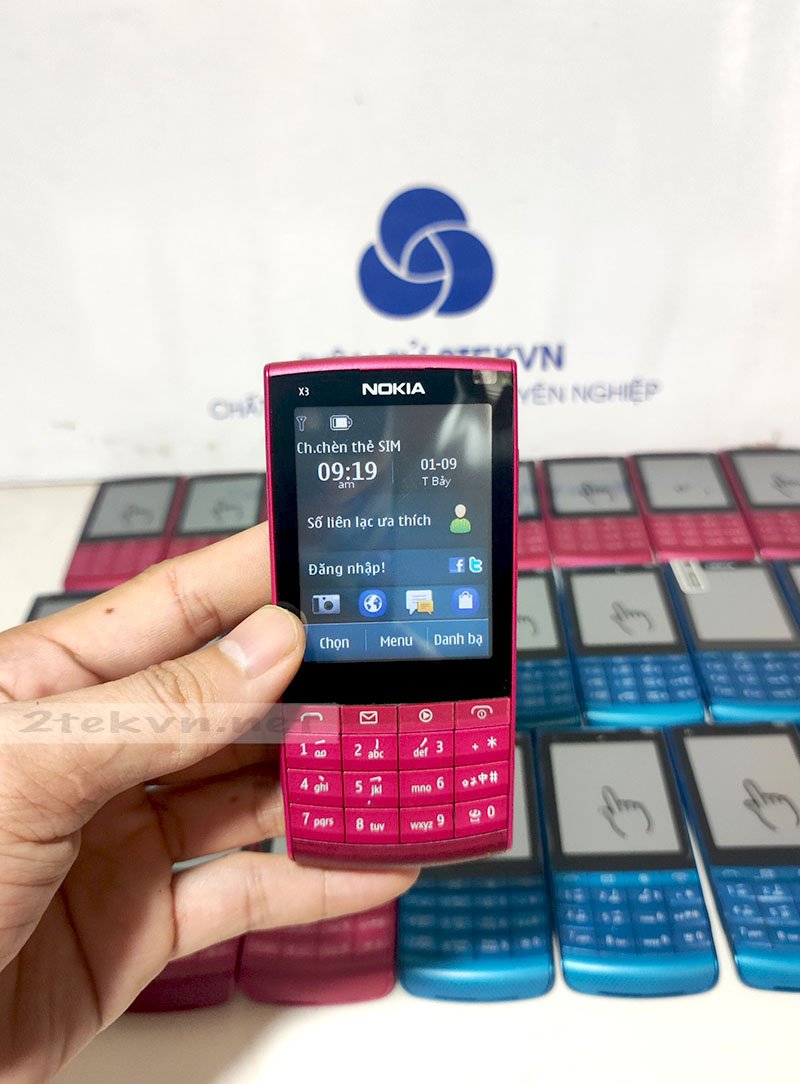 Nokia X3-02 sở hữu màn hình cảm ứng rộng 2.4 inch