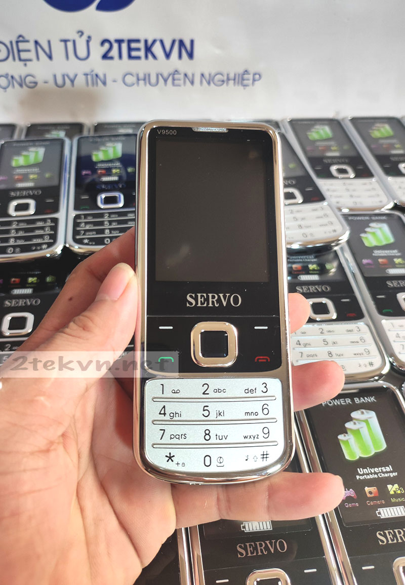 Servo V9500 bản màu trắng